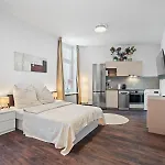 Loftly Hindenburgdamm 85 Charite - 45m2 - Self Check-in - 300mbit 公寓 *