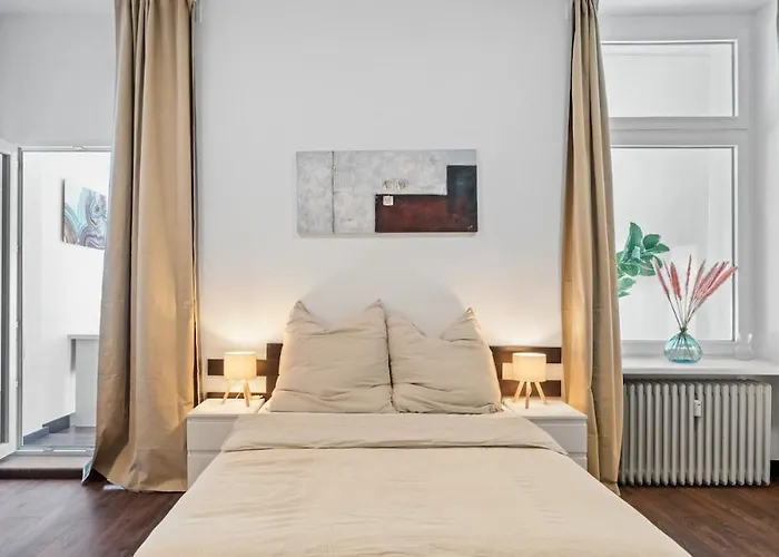 Loftly Hindenburgdamm 85 Charite - 45m2 - Self Check-in - 300mbit Apartman Berlin