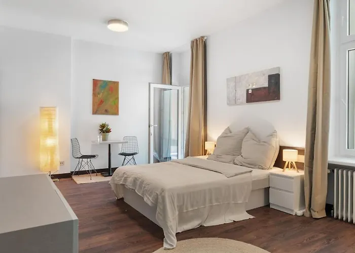 Loftly Hindenburgdamm 85 Charite - 45m2 - Self Check-in - 300mbit ベルリン