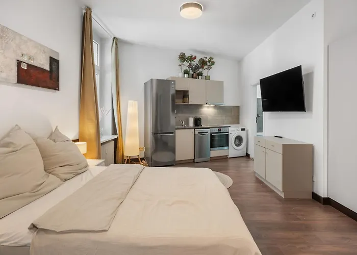 Loftly Hindenburgdamm 85 Charite - 45m2 - Self Check-in - 300mbit *