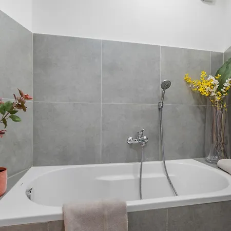 Apartment Loftly Hindenburgdamm 85 Charite - 45m2 - Self Check-in - 300mbit