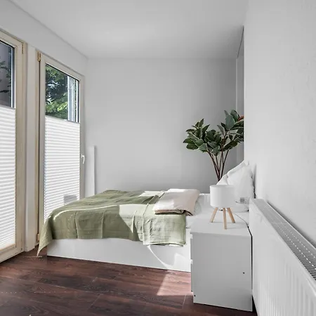 Loftly Hindenburgdamm 85 Charite - 45m2 - Self Check-in - 300mbit Apartment *